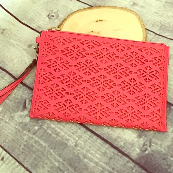 ALDO small clutch/wristlet - Picture 1 of 2